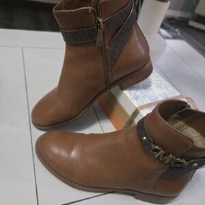 MICHAEL Michael Kors Tan Leather Ankle Boots